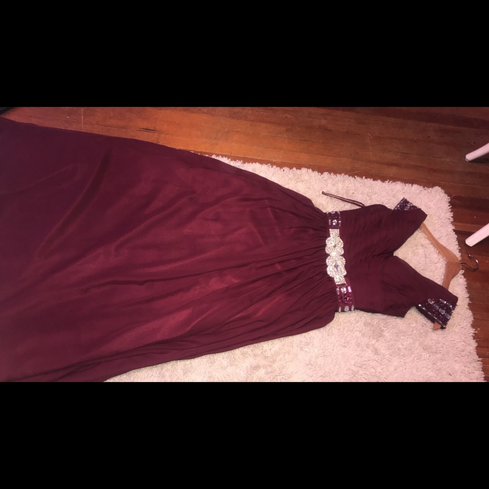Burgundy prom dress